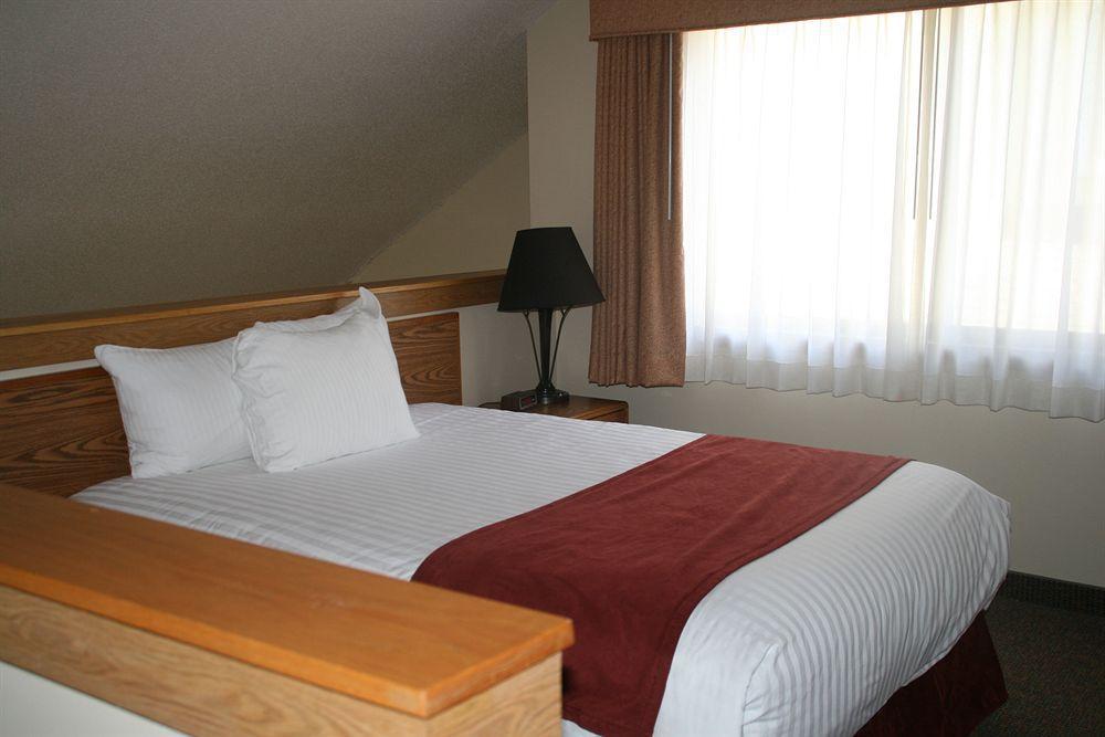 Sterling Hotel And Suites 클리브 외부 사진