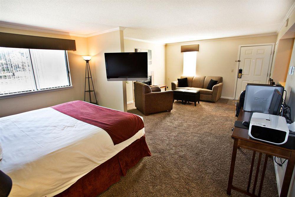 Sterling Hotel And Suites 클리브 외부 사진